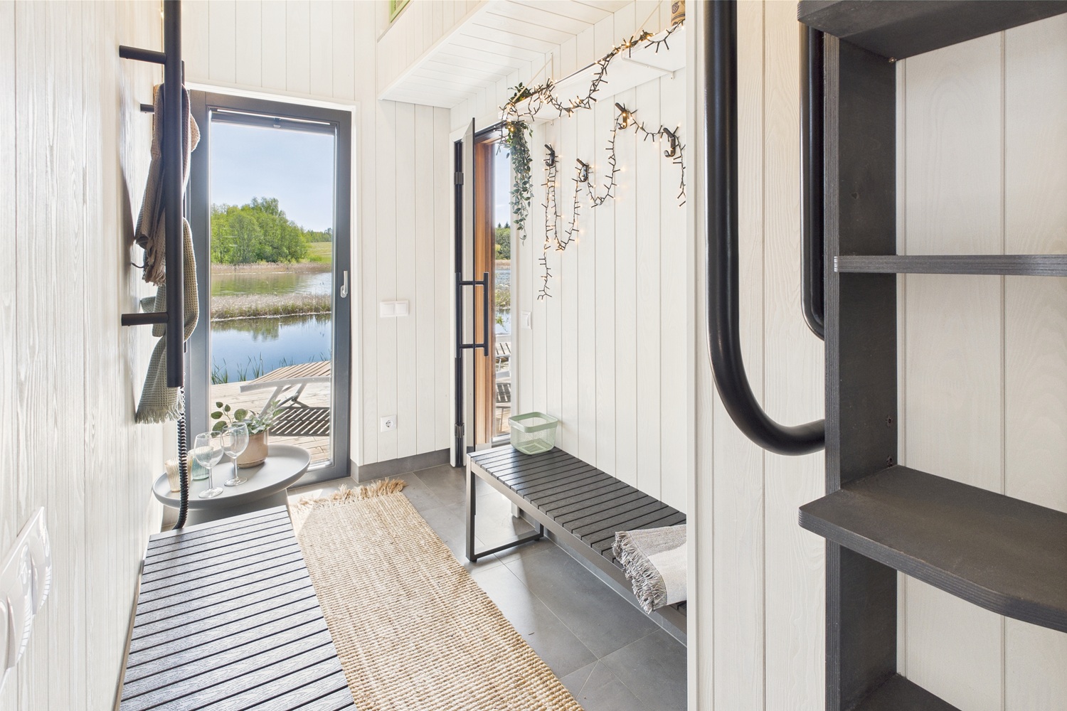 Namiņš kokā — photo 5